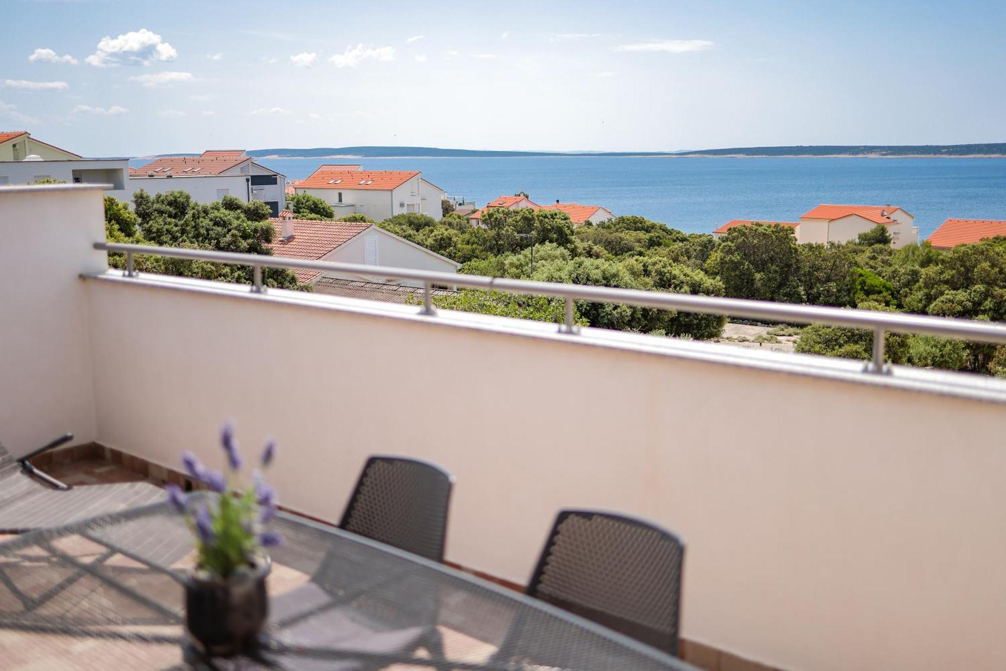 Chill 4 Real Sea View Mandre Apartment Ngoại thất bức ảnh